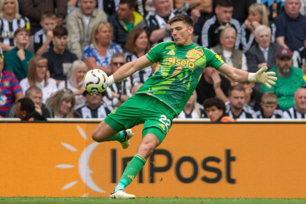 对俱乐部的 对俱乐部的