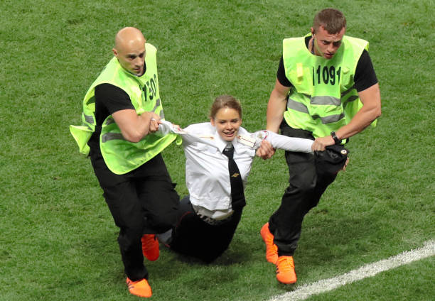 刘小龙利用 刘小龙利用