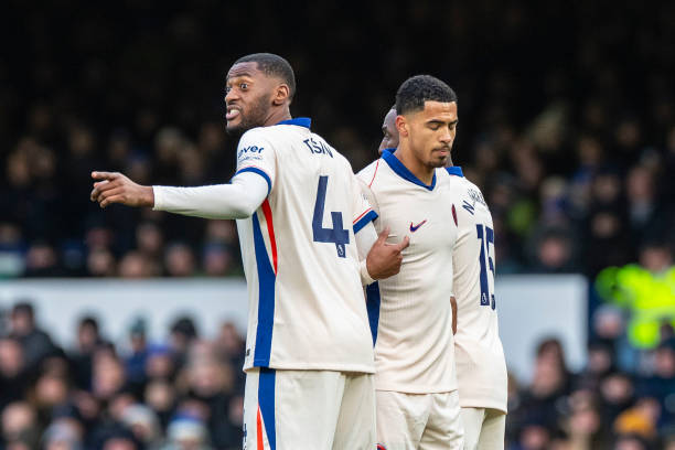 而是与巴萨 而是与巴萨