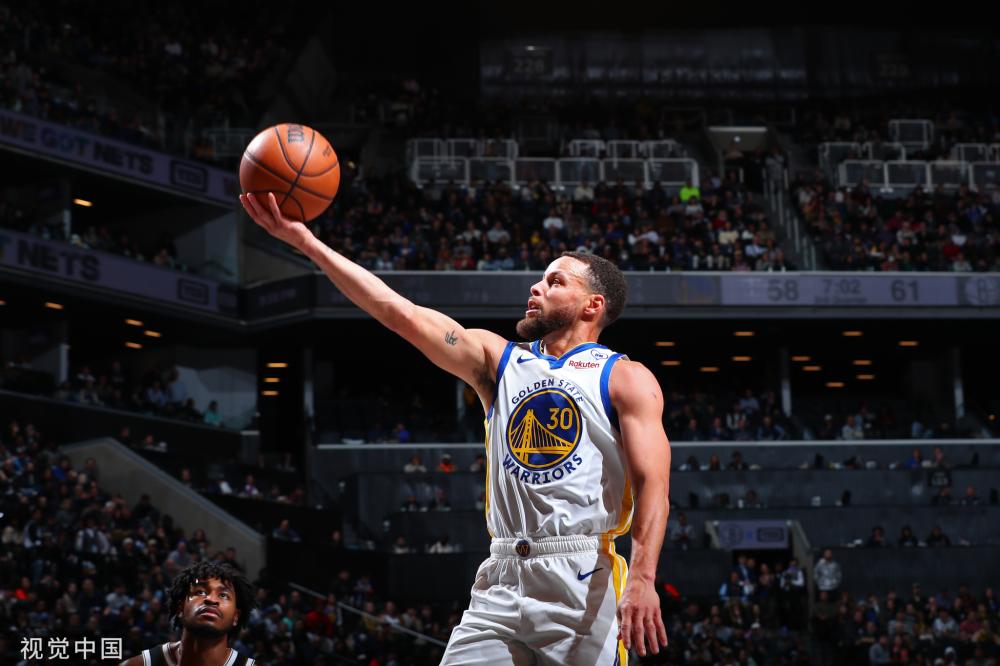 他都展现出 他都展现出