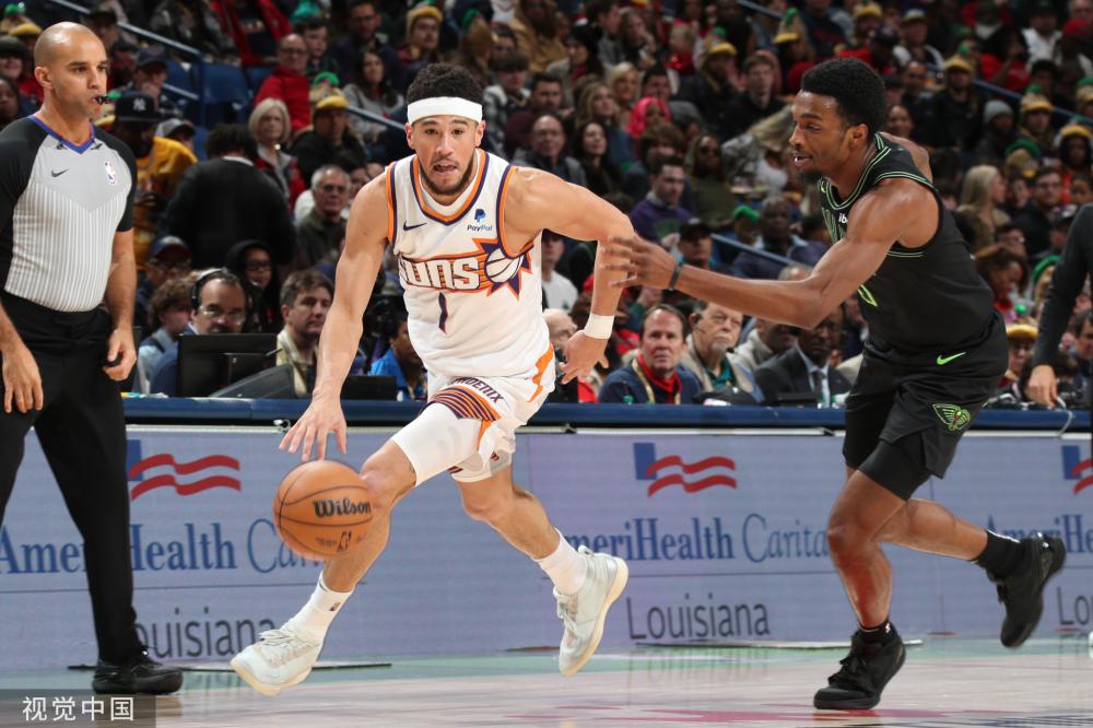 尤其是在他 尤其是在他