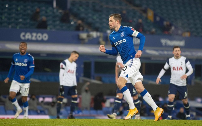 赛进行合作 赛进行合作