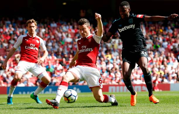 心壮志与不 心壮志与不