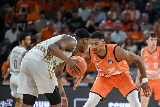 渡边雄太 渡边雄太