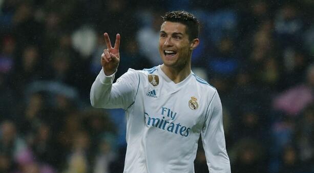 皇马官宣：球队正式签下后卫A费 合约6年+分期支付5000万解约金